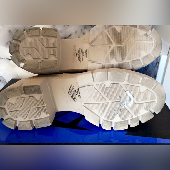 Boots - Picture 5 of 5